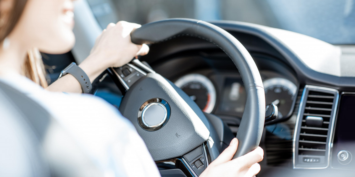 Everything You Need to Know About Obtaining a UK Driving Licence Online