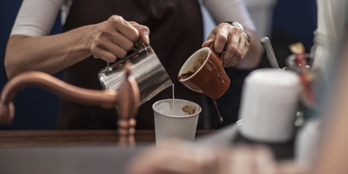 Responsible For The Coffee Maker Tassimo Budget? 10 Ways To Waste Your Money